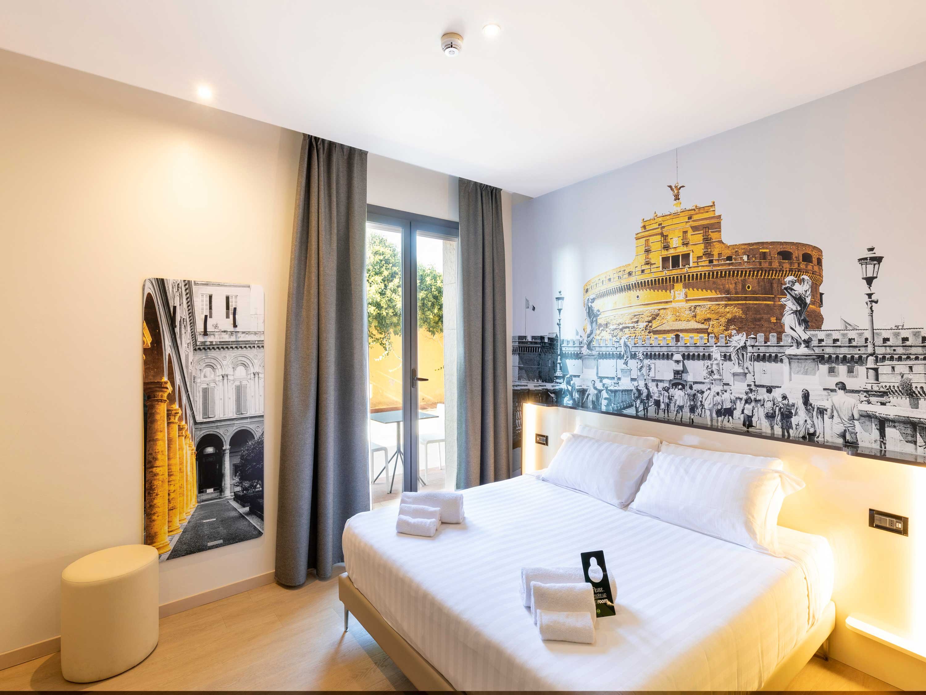 B&B Hotel Roma Tuscolana San Giovanni | close to Romes Tuscolana train  station