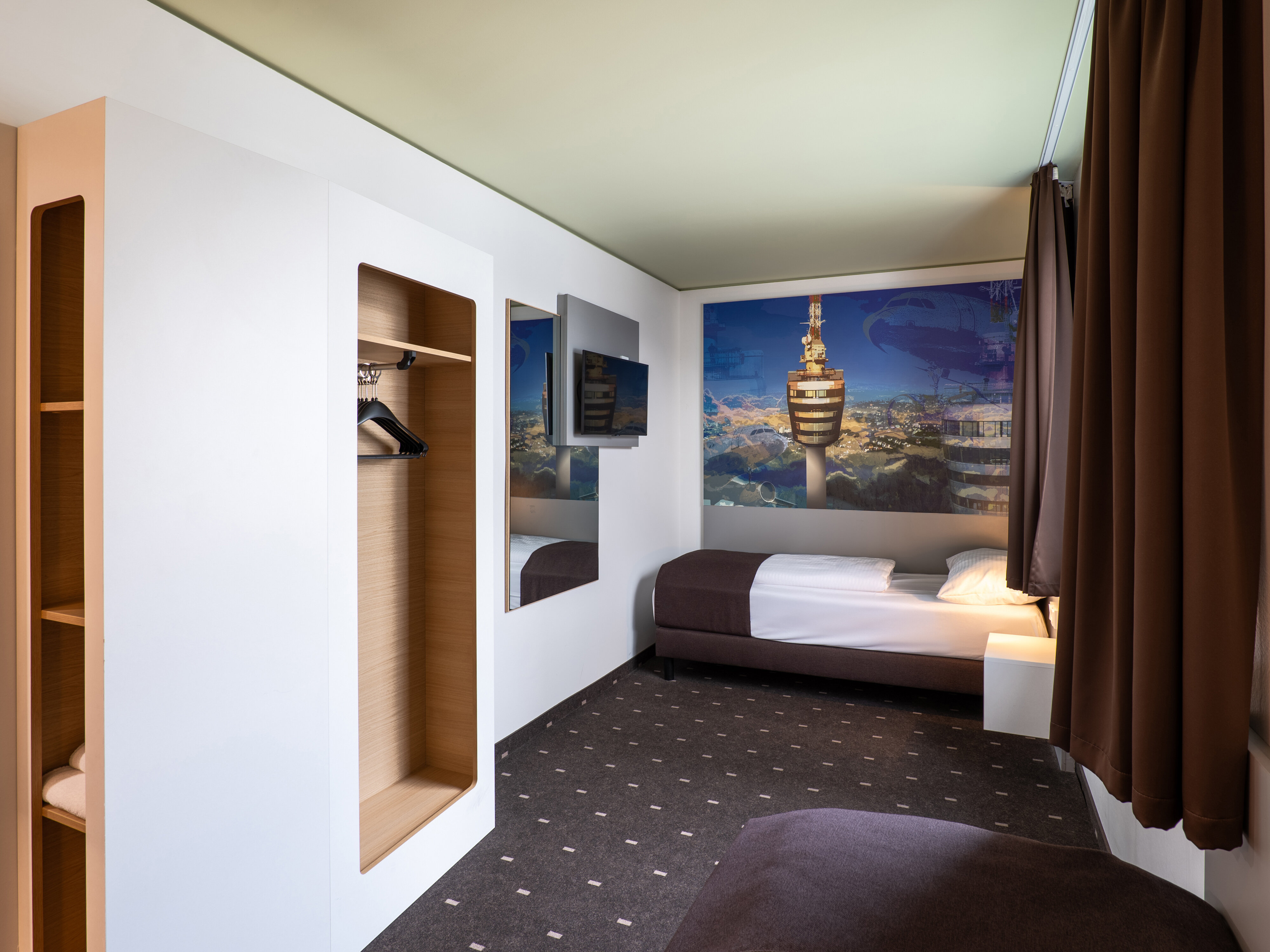 B&b Hotel Stuttgart-airport/messe Parken www.hotel-bb.com